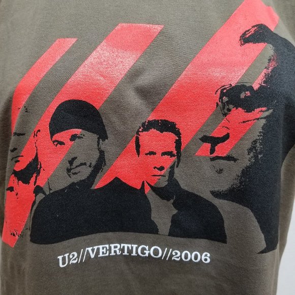 U2 shirt Large Vertigo Tour 2006 photo graphic concert band merch Bono The Edge - Picture 5 of 9